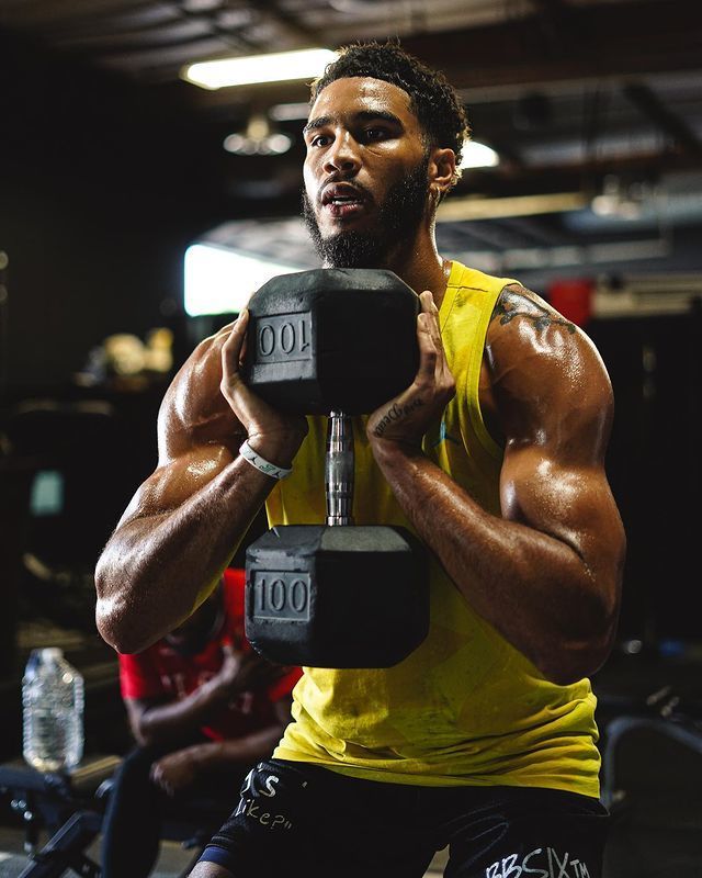 门兴格拉德巴赫训练开放日;关键时刻篮板制胜引欢呼;足总杯在即;球探报告显示潜力的简单介绍 门兴格拉德巴赫训练开放日;关键时刻篮板制胜引欢呼;足总杯在即;球探报告显示潜力的简单介绍